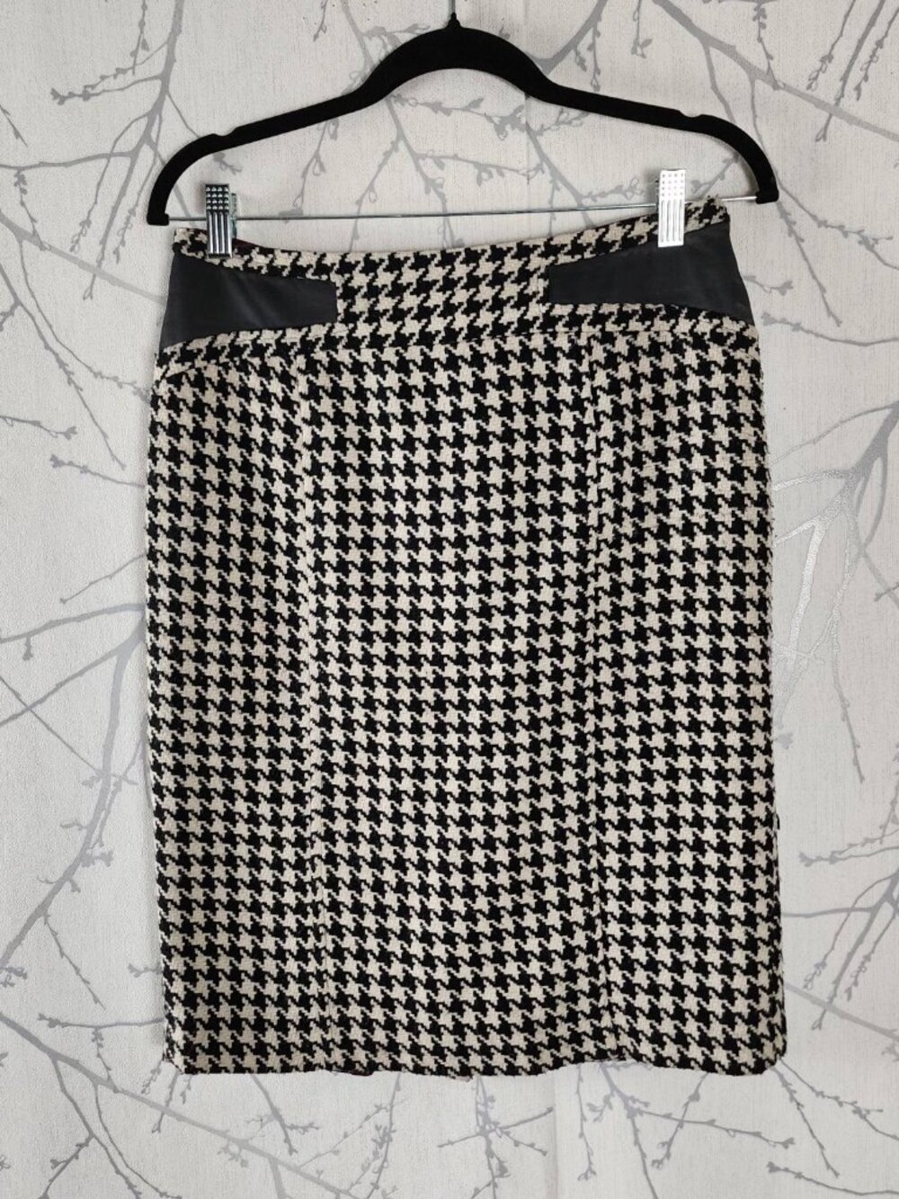Dalia Collection VTG Houndstooth Tweed Knee Length Pencil Skirt